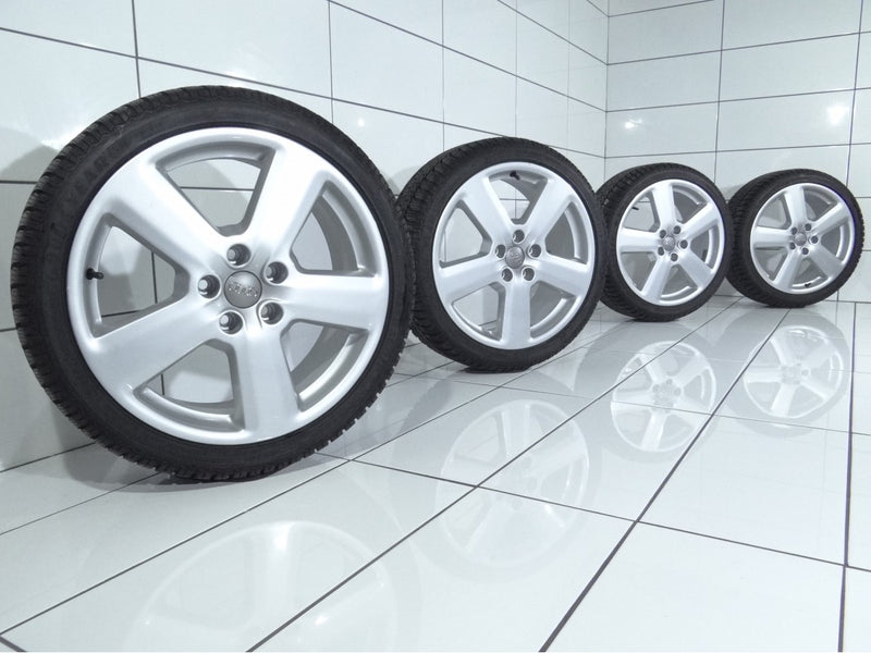 Goodyear UltraGrip 8 Performance 225/40R18 92 V AUDI A3