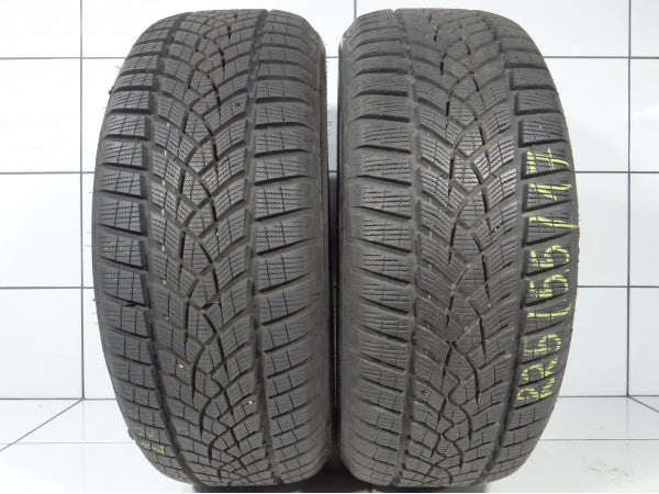 Goodyear UltraGrip Performance plus 225/55R17 101 V