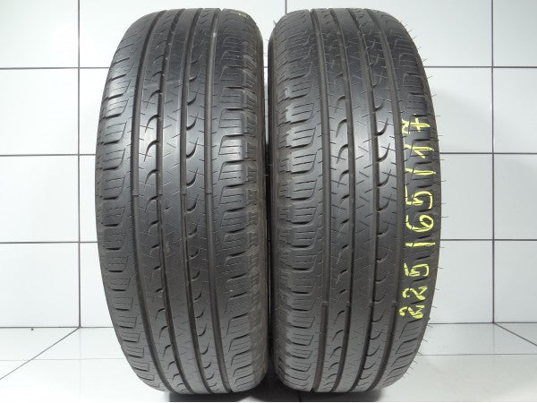 Goodyear Efficientgrip SUV 4x4 225/65R17 102 H