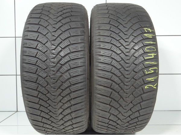 Falken EUROWINTER HS01 215/40R17 87 V
