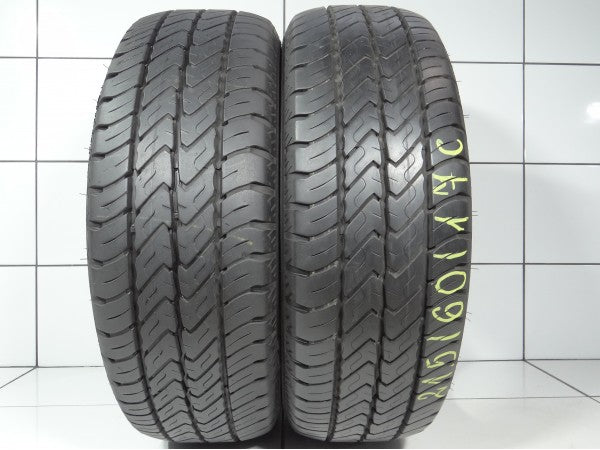Dunlop econodrive 215/60R17C 109/107 T