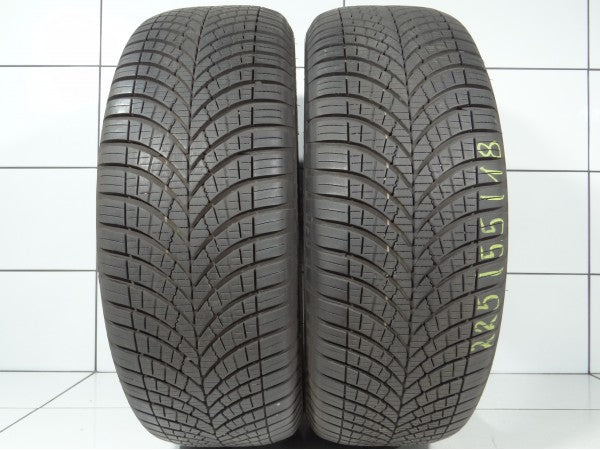 Goodyear VECTOR 4SEASONS GEN-3 225/55R18 102 V