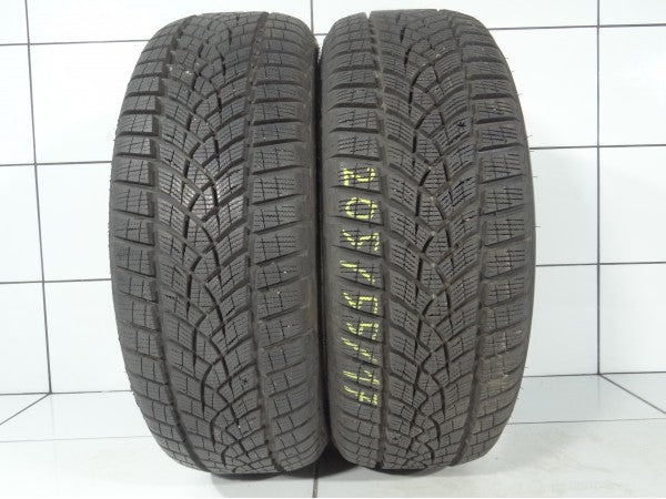 Goodyear UltraGrip Performance plus 205/55R17 95 V