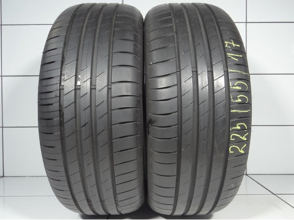 Goodyear EfficientGrip Performance 225/55R17 101 W