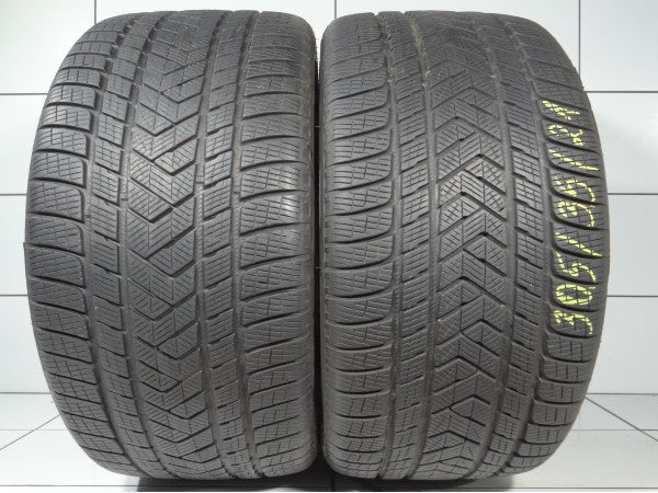 PIRELLI Scorpion Winter TM 305/35R21 109 V
