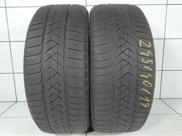 PIRELLI Sottozero 3 Winter 245/40R19 98 V