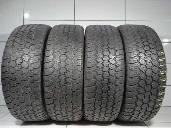 Goodyear WRANGLER ALL-TERRAINADVENTURE 255/65R19 114 H