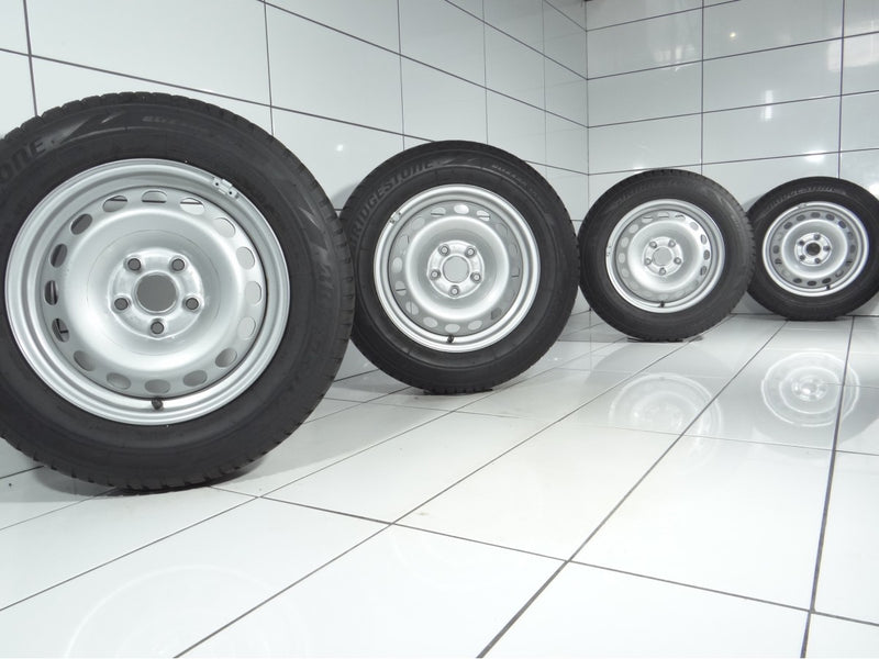 BRIDGESTONE Blizzak LM001 195/65R15 95 T VW CADDY