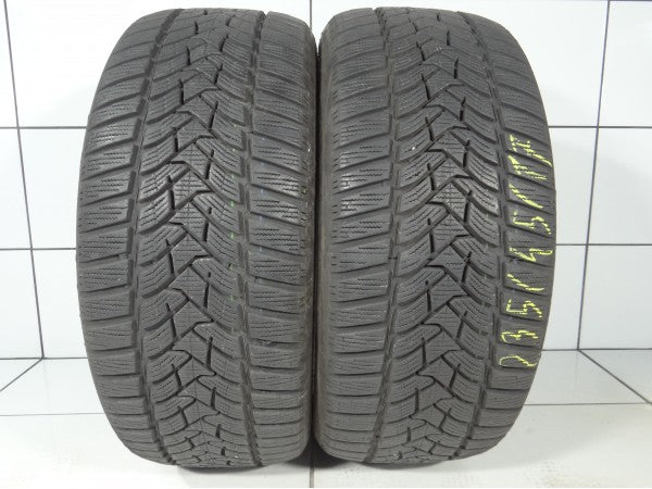 Dunlop WINTER SPORT 5 235/45R17 97 V