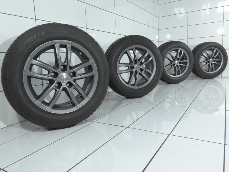 Toyo SNOWPROX S943 205/60R16 92 H