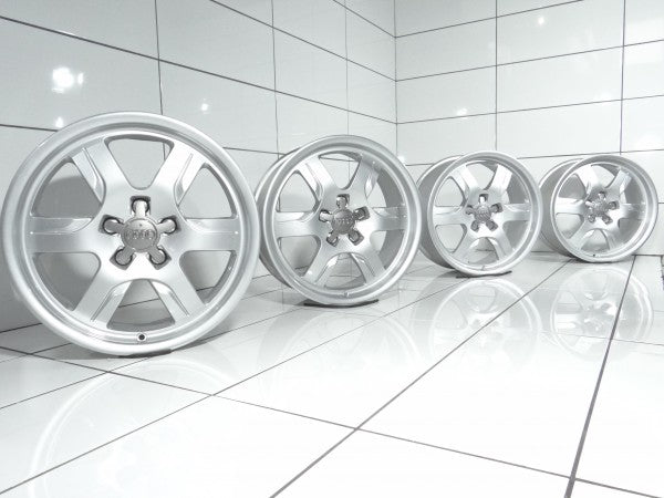 AUDI OE 17' Srebrny AUDI A5 8T0