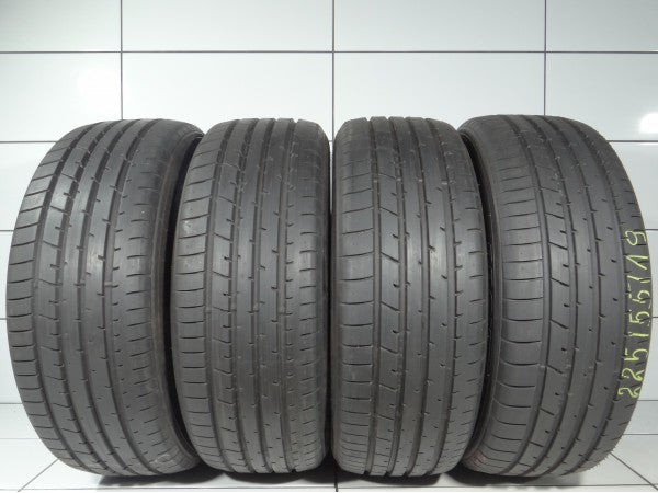 Toyo PROXES R 46 225/55R19 99 V