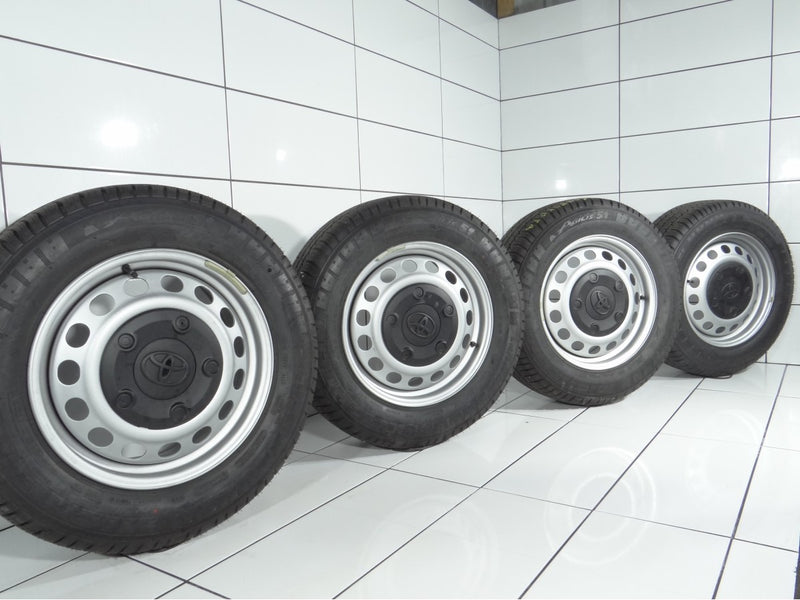 MICHELIN Agilis 51 215/65R16C 106/104 T TOYOTA PROACE, CITROEN JUMPY, PEUGEOT EXPERT