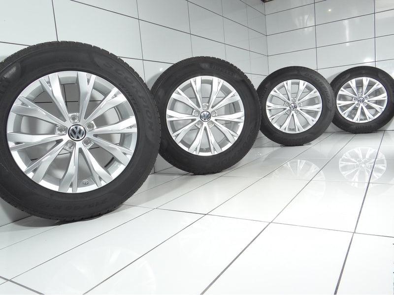PIRELLI Scorpion Winter TM 215/65R17 99 H VW TIGUAN