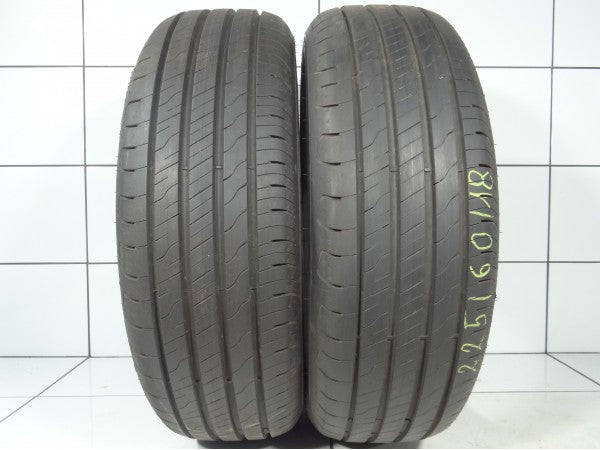 Goodyear EFFICIENT GRIP 2 SUV 225/60R18 100 H