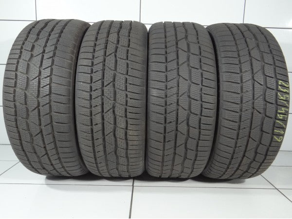 Continental ContiWinterContact TS 830 P 235/45R19 99 V