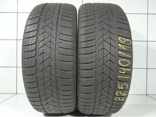 PIRELLI Sottozero 3 Winter 225/40R19 93 H