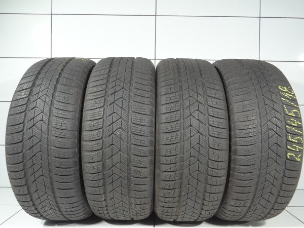 PIRELLI Sottozero 3 Winter 245/45R18 100 V