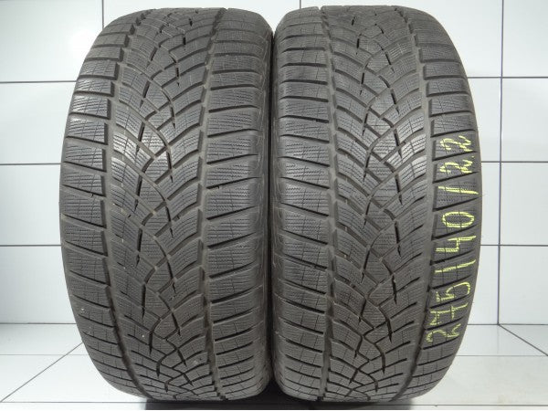 Goodyear UltraGrip Performance plus 275/40R22 107 V
