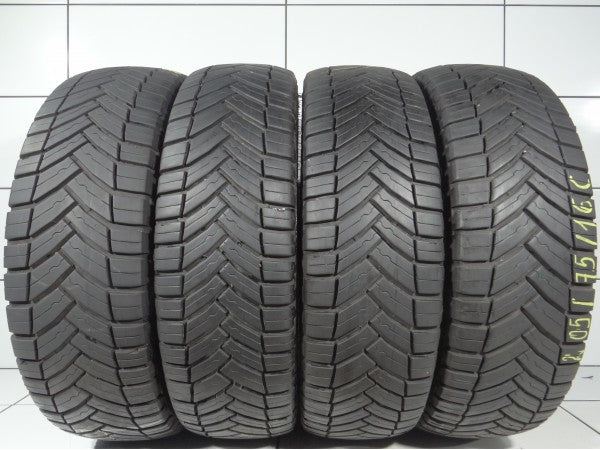 MICHELIN AGILIS CROSS CLIMATE 205/75R16C 110/108 R