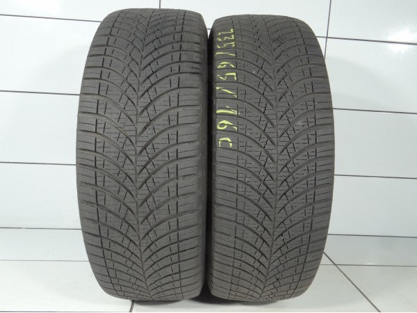 Goodyear VECTOR 4SEASONS CARGO 235/65R16C 115/113 R