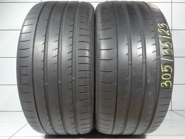 Yokohama Advan Sport V105 305/35R23 111 Y
