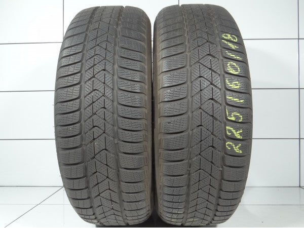 PIRELLI Winter Sottozero 3 225/60R18 104 H