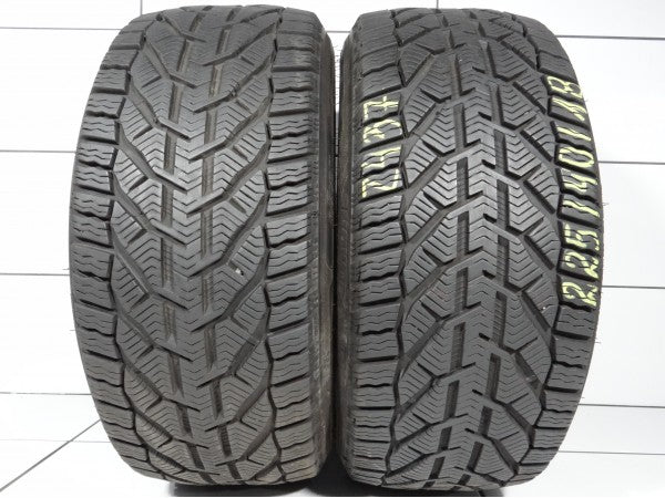 RIKEN SNOW 225/40R18 92 V