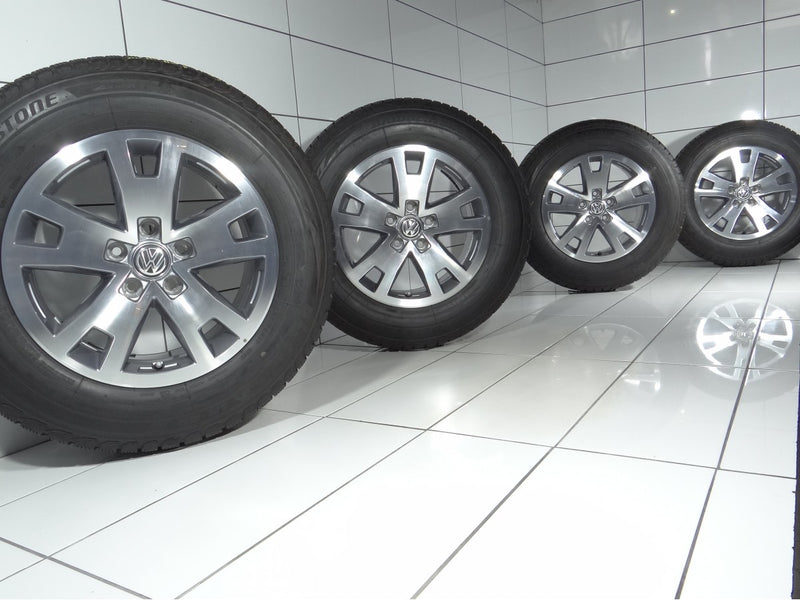 BRIDGESTONE BLIZZAK LM 80 245/65R17 111 T VW AMAROK