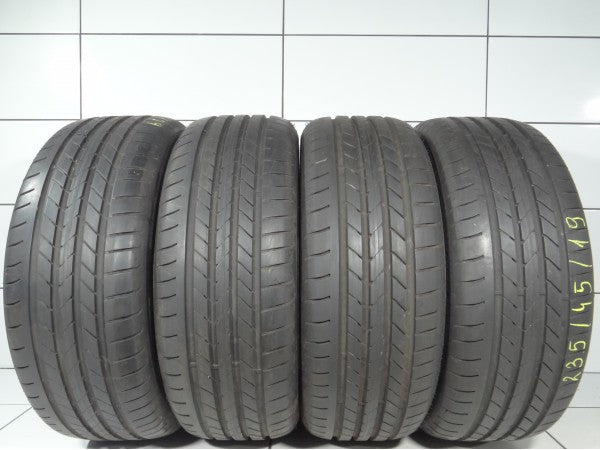 Goodyear Efficientgrip 235/45R19 95 V