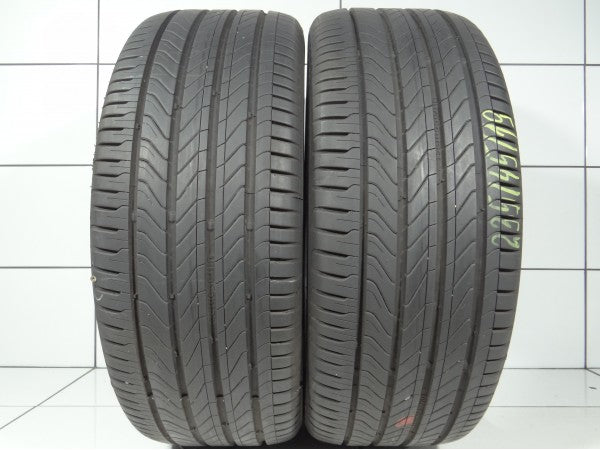 Continental ULTRA CONTACT 235/45R19 99 V