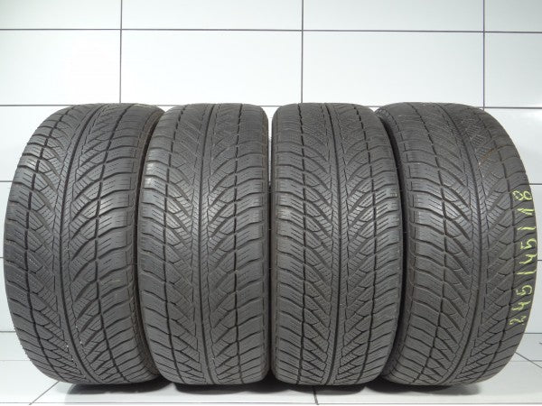 Goodyear UltraGrip 8 Performance 245/45R18 100 V