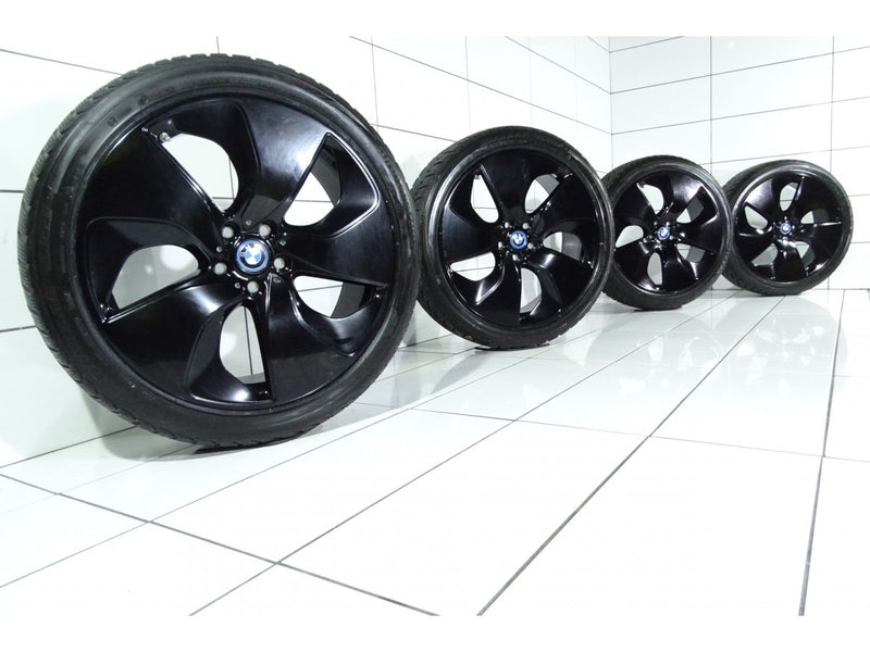 BRIDGESTONE Blizzak LM-32 215/45R20 95 V BMW I8