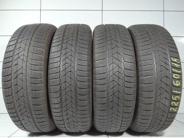 PIRELLI Winter Sottozero 3 225/60R18 104 H