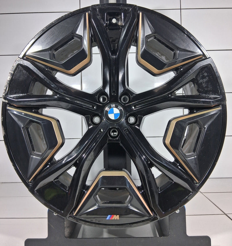 BMW 22' iX i20 STYLING 1023M 5A3DE19 / 5A02658