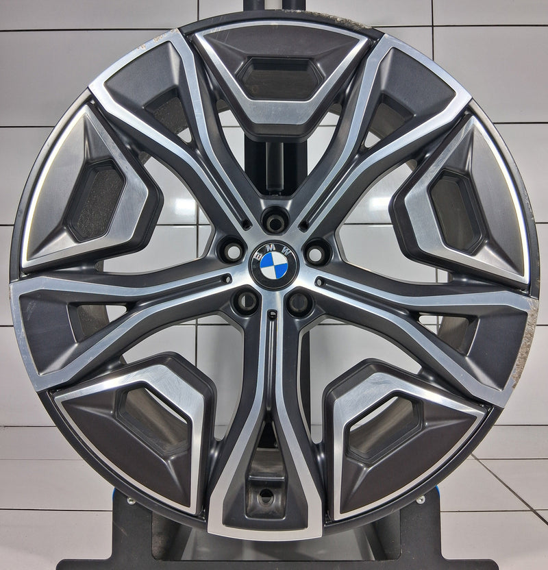 BMW iX i20 STYLING 1021 5A02659