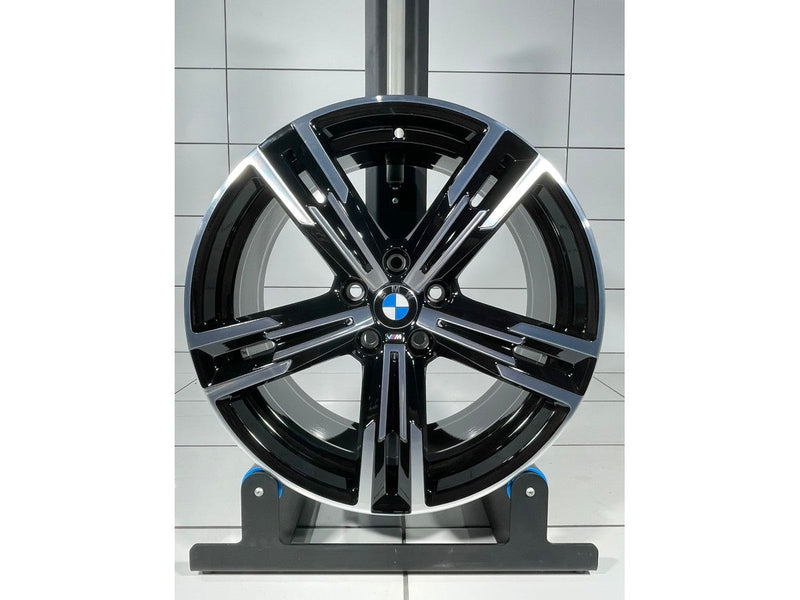 BMW OE 18' Czarny poler