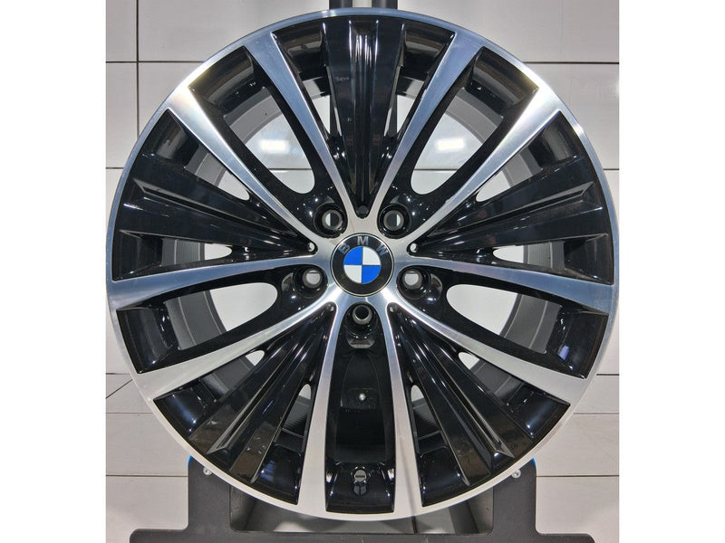 BMW OE 19' Czarny poler