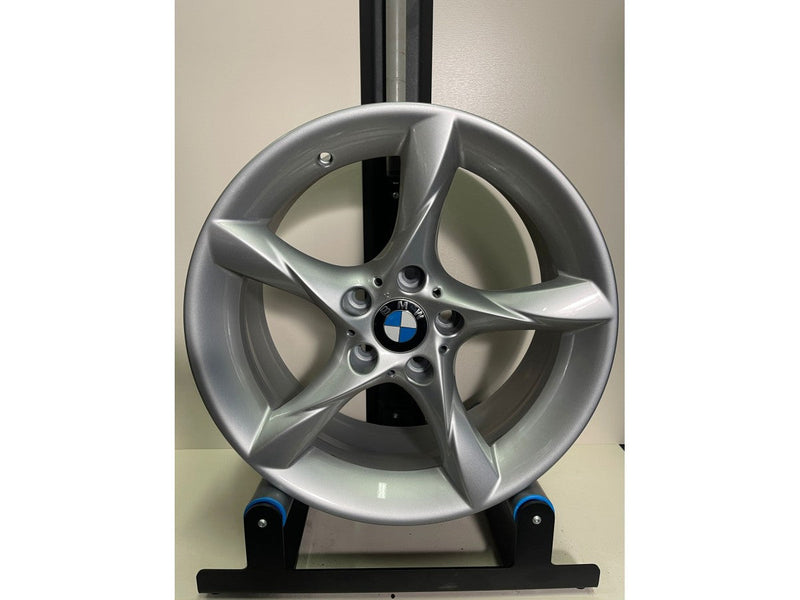BMW OE 18' Srebrny