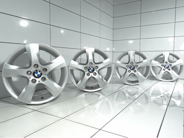 BMW OE 17' Srebrny 1 E81, E87, E88, E82