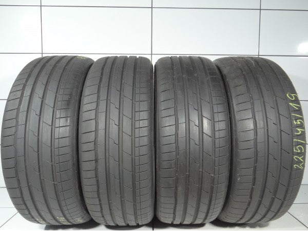 Hankook VENTUS S1evo3 225/45R19 96 W