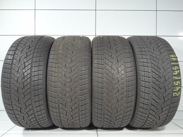 Goodyear UltraGrip Performance plus 245/45R18 100 H