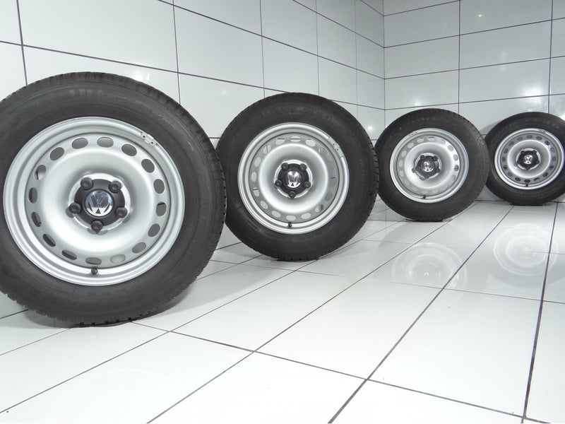 Goodyear ULTRA GRIP 7+7 195/65R15 95 T VW CADDY