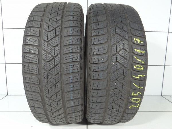 PIRELLI Sottozero 3 Winter 205/40R17 84 H
