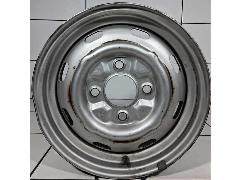 VOLKSWAGEN OE 15' Srebrny