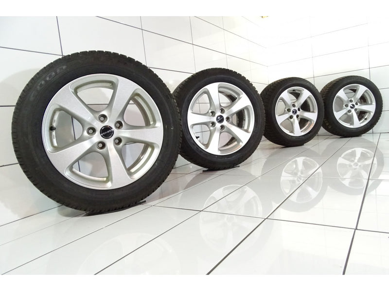 Goodyear UltraGrip Performance 2 225/55R17 97 H BMW 3 F34 GT