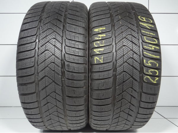 PIRELLI Sottozero 3 Winter 255/40R18 99 V