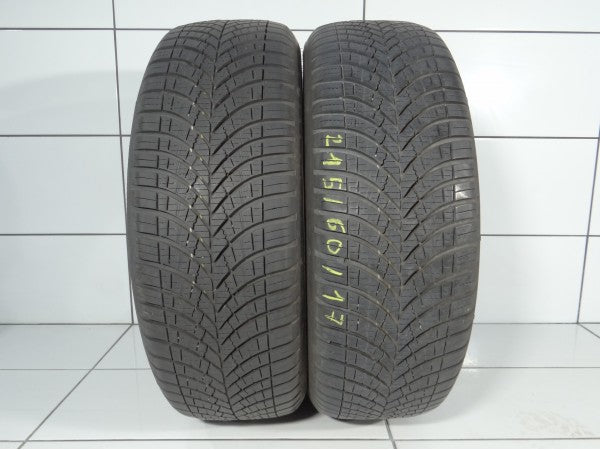Goodyear VECTOR 4SEASONS GEN-3 215/60R17 100 H