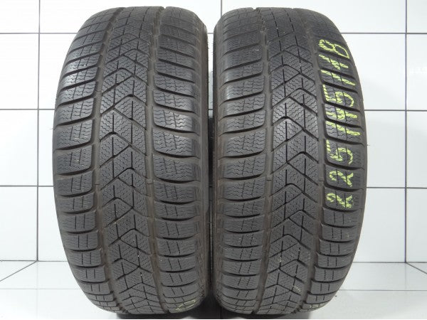 PIRELLI Sottozero 3 Winter 225/45R18 95 V