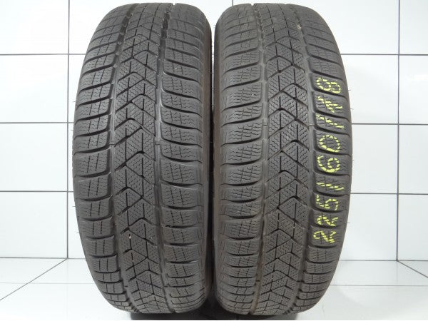 PIRELLI Winter Sottozero 3 225/60R18 104 H